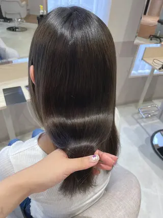 セミロング 髪質改善お任せ ください♪ひとみのヘアスタイル