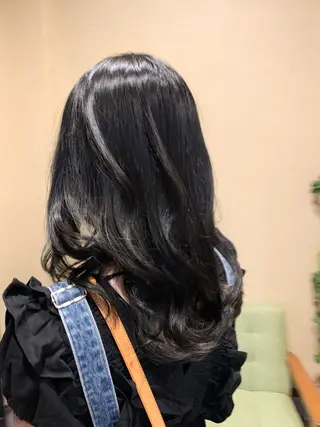 セミロング カラー kajiura /THREE藤沢店のヘアスタイル