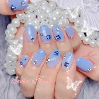 ネイル Queening 🦋のネイルデザイン