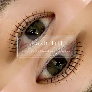 マツエク・マツパ 重富 真花のマツエク・マツパデザイン