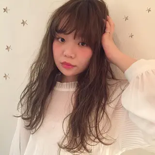 セミロング 市川 千夏のヘアスタイル