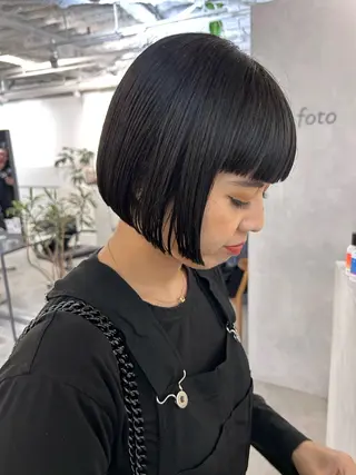 ショート カラー 切りっぱなしBOB 職人💜Anzuのヘアスタイル