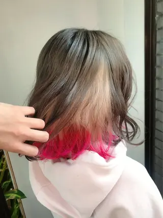 ミディアム カラー 岩谷/ブリーチ 🪽透明感カラーのヘアスタイル