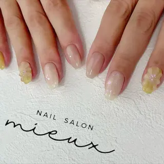 ネイル nailsalon mieuxのネイルデザイン