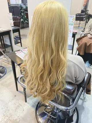 ロング カラー ヘアアレンジ 桜田 修未のヘアスタイル