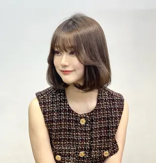 ショート カラー こはる.⋆𝜗𝜚／ 谷町／透明感カラーのヘアスタイル