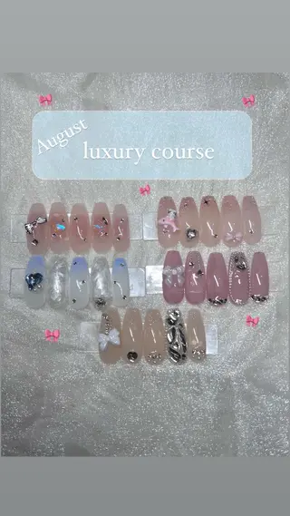 ネイル eclana🤍 sarinaのネイルデザイン