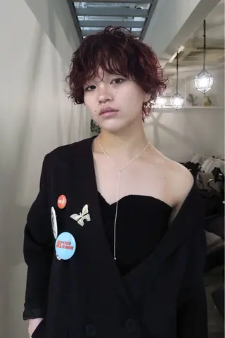ショート カラー パーマ マツザキ マナトのヘアスタイル