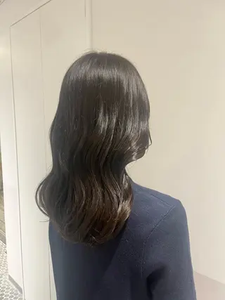 セミロング 大宮レイヤーカット× 透明感カラー　rioのヘアスタイル
