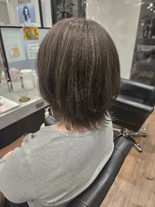 ショート カラー 関口 友菜のヘアスタイル