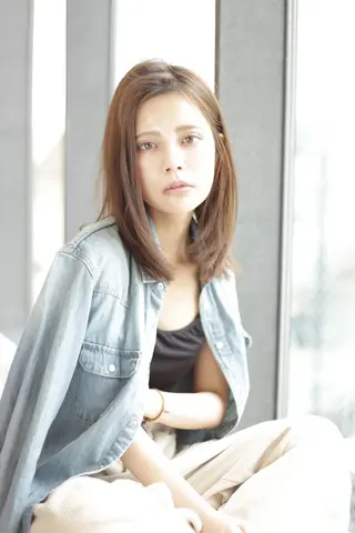 ミディアム 松島 涼花のヘアスタイル