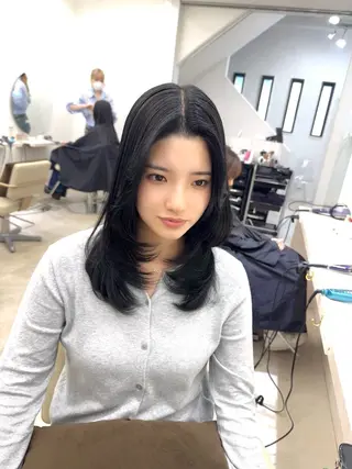 セミロング 韓国風cut/ 縮毛矯正/正岡幹康のヘアスタイル