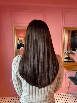 ロング rin 🖤〈大宮〉のヘアスタイル