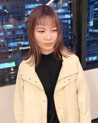 ミディアム カラー パーマ ヘアアレンジ 髪と音処　マトぺ所属・デザインカラー/ボブ ブリーチカラー/ユリのヘアスタイル