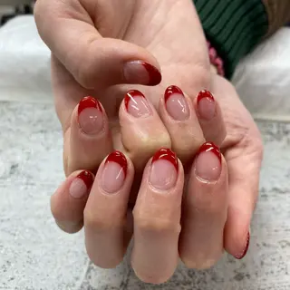 ショート maxkelly チロルのネイルデザイン