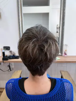 ショート カラー 🐰ハイトーンカラー 畠山 渡🐰のヘアスタイル