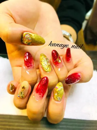 ネイル 居田 袈奈代のネイルデザイン