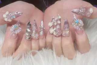 ネイル nail&eye Ariesのネイルデザイン
