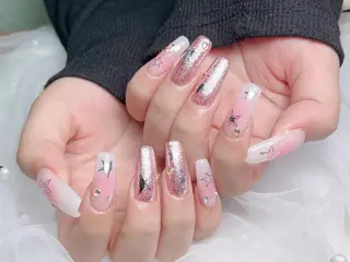 ネイル lucky nail 歌舞伎町のネイルデザイン