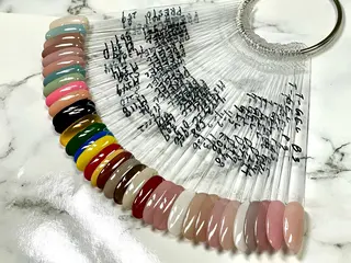 ネイル sourian emiのネイルデザイン