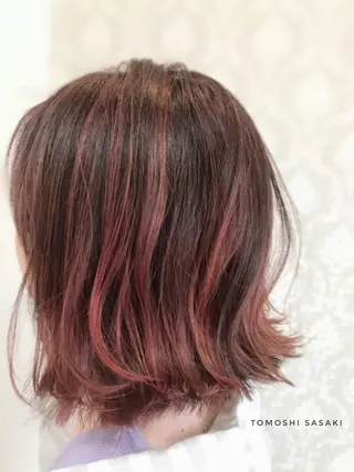 カラー ササキ トモシのヘアスタイル
