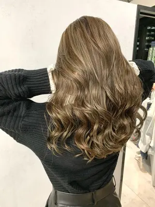 ロング 韓国レイヤーカット KOUKIのヘアスタイル