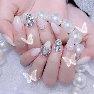 ネイル 🎀まゆ 🪽🐾のネイルデザイン