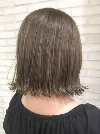ミディアム カラー HAUS 片山みほのヘアスタイル