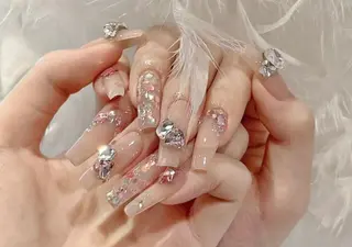 ネイル KARI ネイルサロンのネイルデザイン