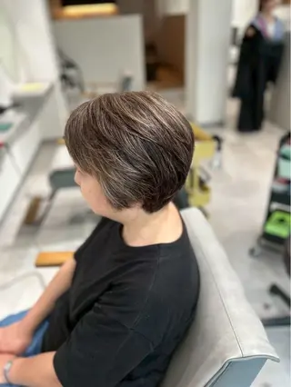 ショート カラー elpis 長嶋零のヘアスタイル