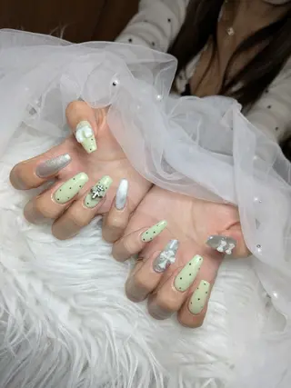 ネイル Queen Nail 柏店　クイーンネイルのネイルデザイン
