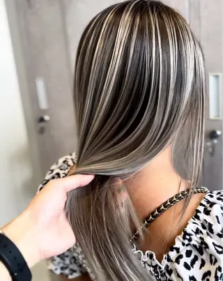 ミディアム カラー 保坂 瞭のヘアスタイル