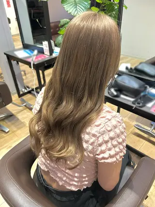 セミロング Chere金剛店 妃南のヘアスタイル