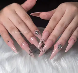 ネイル 田中 優衣のネイルデザイン