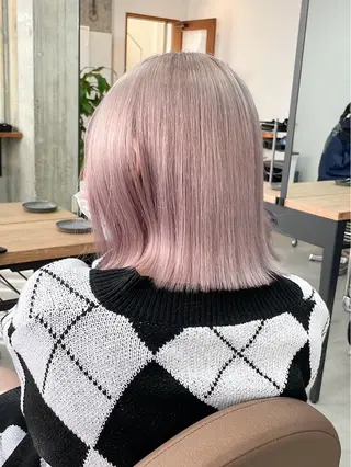 ショート 切りっぱなしボブ/ ブリーチカラー/大塚のヘアスタイル