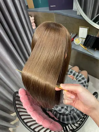 ロング 半個室サロンyoures hair 髪質改善トリートメント東新宿店所属・榊原竜弥 髪質改善/美髪作りのヘアスタイル