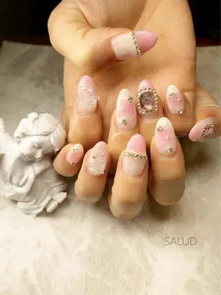 ネイル Nail Salon SALUDのネイルデザイン