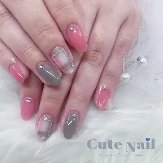 ネイル ️🫧もこ 艶感ネイル🫧のネイルデザイン
