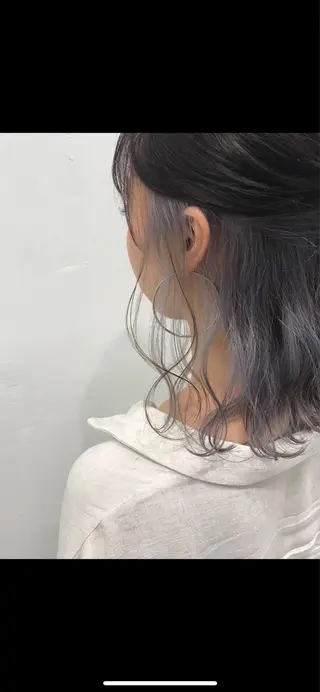 ミディアム カラー ブリーチなし/レイヤ ー特化🌈Tommyのヘアスタイル