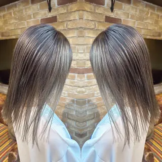 セミロング 🦄Re.ly代表 灰野壮🦄のヘアスタイル