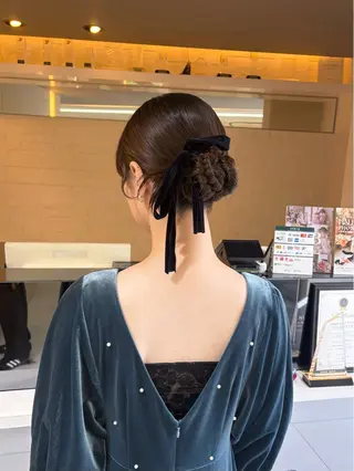 ヘアアレンジ ヘアセット／眉毛カッ ト/Nana〻のヘアスタイル