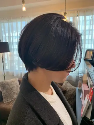 ショート カラー 安村 美奈のヘアスタイル