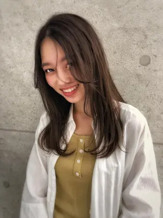 セミロング ヒラヤマ ユウスケのヘアスタイル