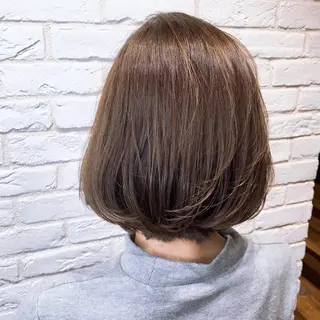 ショート カラー UMEDA FIGAROのヘアスタイル