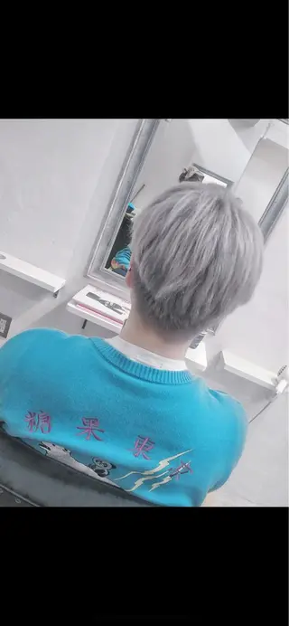 ショート カラー aries所属・大場 友稀のヘアスタイル