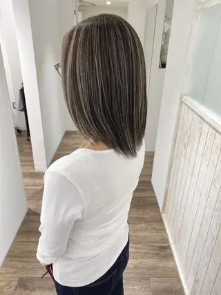 セミロング カラー ハイライト⭐️上野 高広のヘアスタイル