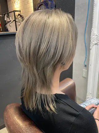 カラー メンズ 【aini天王寺】 𝐚𝐢𝐫𝐢✂︎のヘアスタイル