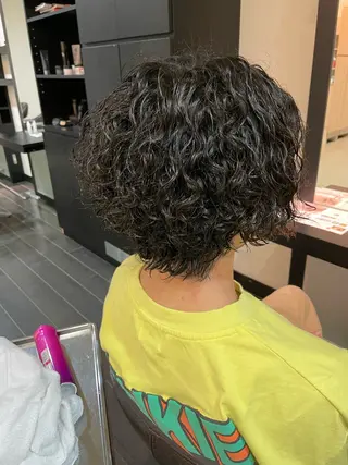 ミディアム パーマ メンズ フェザー/波巻き 雫石大夢のヘアスタイル