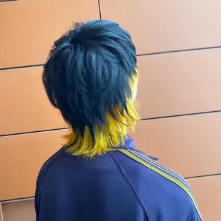 ミディアム カラー 井手 孔介のヘアスタイル