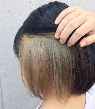 ミディアム カラー くまがい みゆ【edge.】のヘアスタイル